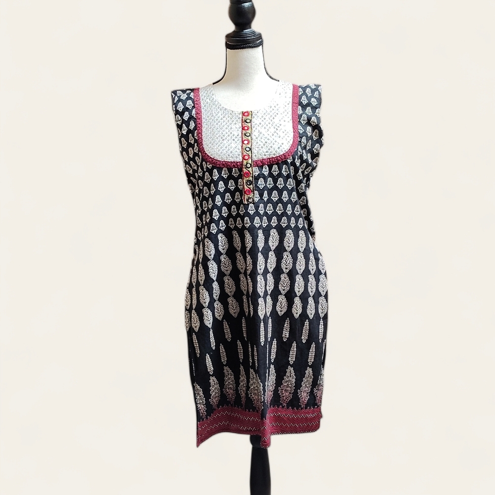 Women's Embroidered Sequins Sheath-Unbranded